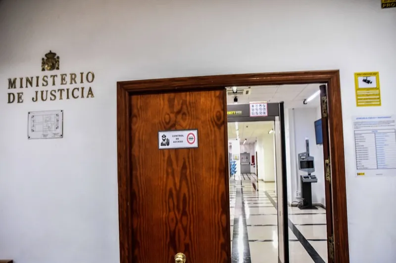 Fraudulent Insurance Scheme Unveiled in Ceuta: A Cautionary Tale