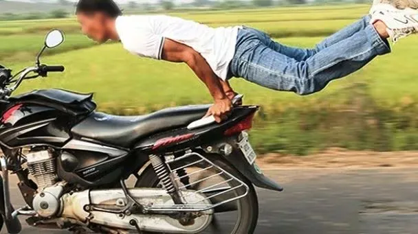 Police Crackdown on Reckless Motorbike Stunts in Marrakech Region