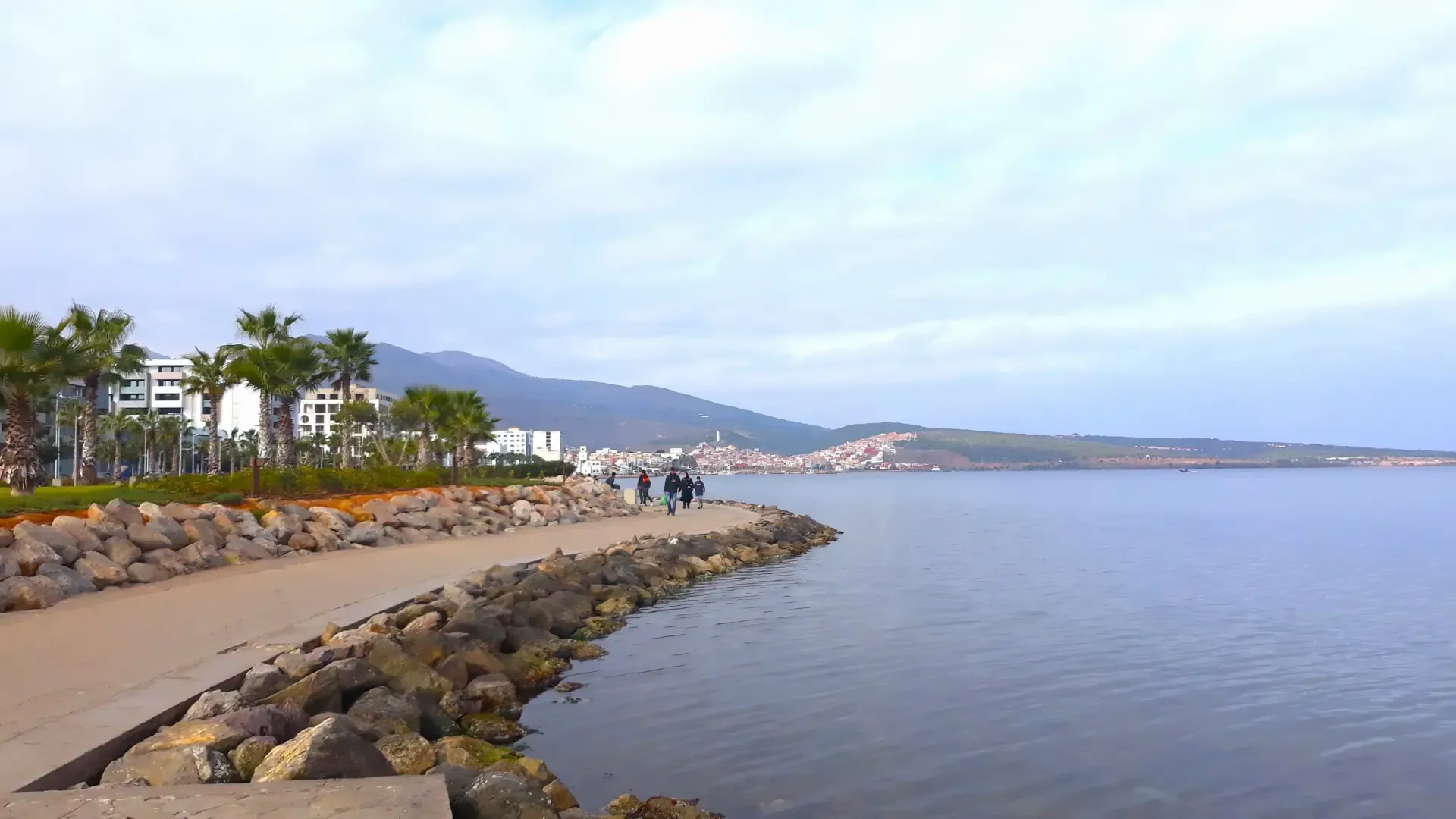Explore Nador: A Hidden Gem for Affordable Travel from Spain