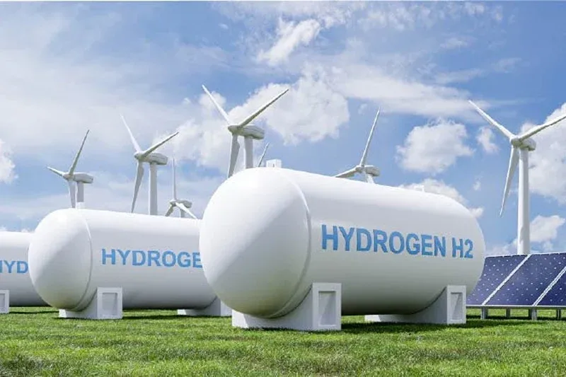The Rise of Green Hydrogen: Morocco's Strategic Position in Global Energy Dynamics