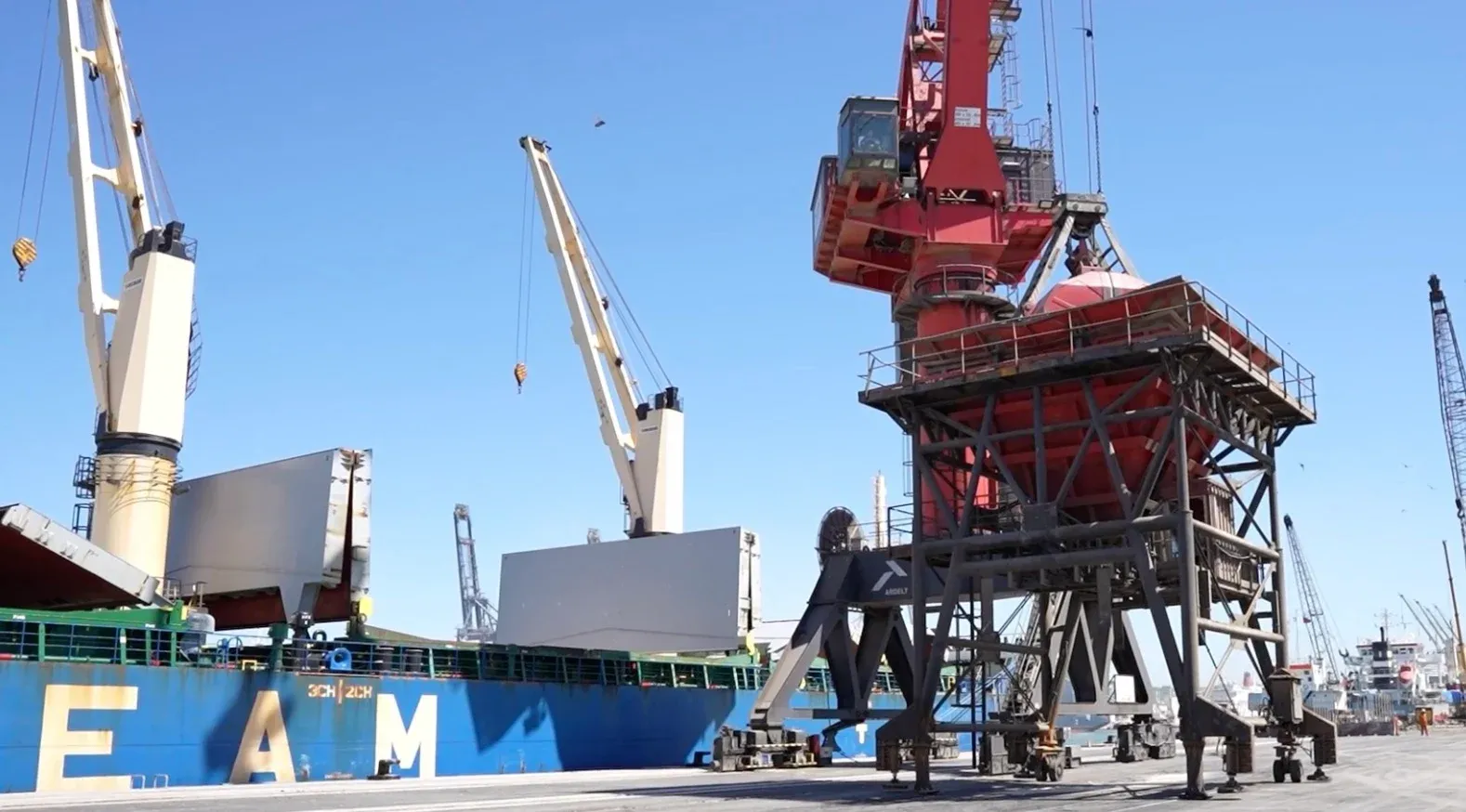 Casablanca Port Enhances Capacity with Deepened Docks for 60,000-Ton Vessels
