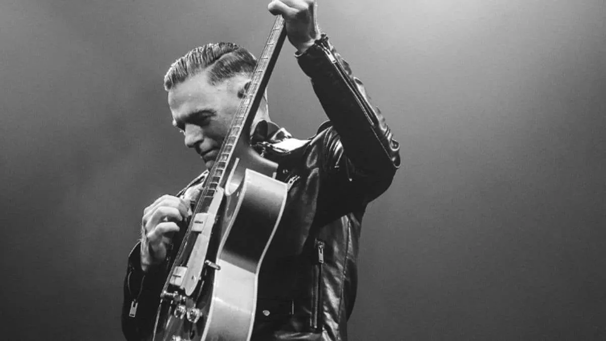 Bryan Adams Unveils Musical Legacy at Rabat's Royal Theatre