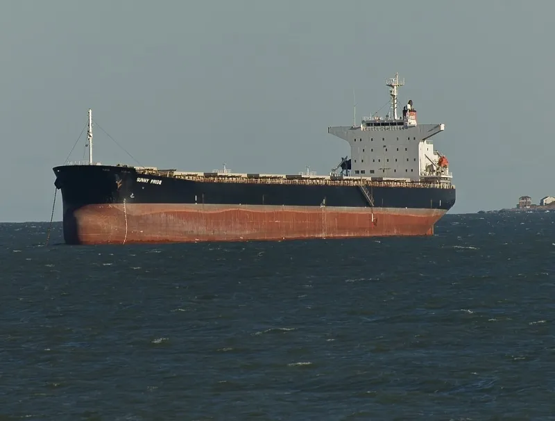 Sulfur Shipment Successfully Navigates Hormuz Strait to Morocco