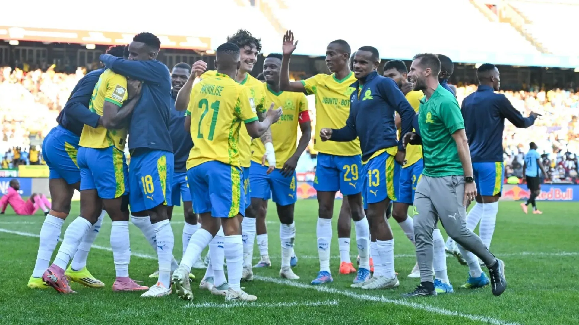 Former PSL Star Celebrates Competitive Balance in Title Race