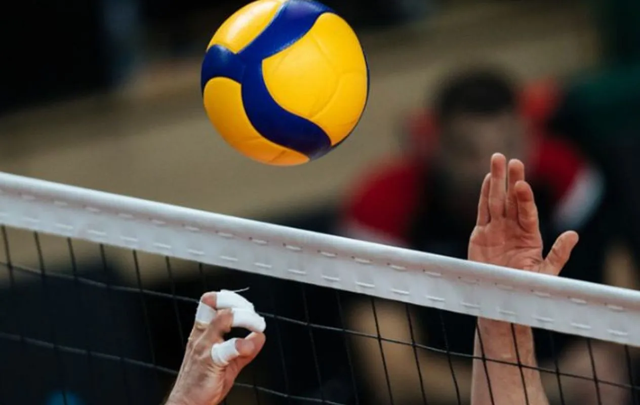 Tunisia's U18 Volleyball Team Advances to African Championship Semifinals