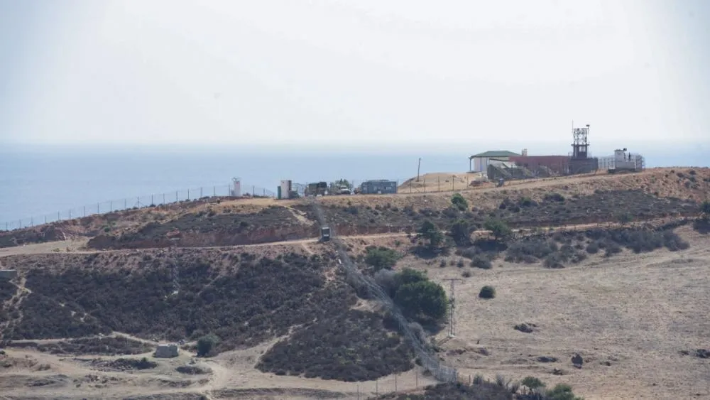 Surge of Migrants Crosses into Ceuta from Morocco Amidst Border Crisis