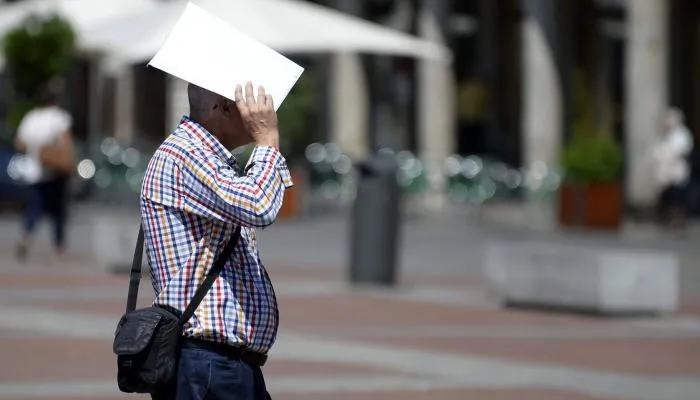 Weather Alert: Extreme Heat and Thunderstorms Expected Across Multiple Regions