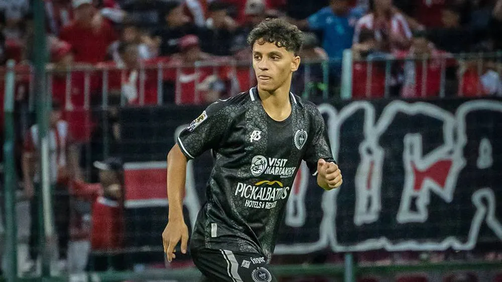 Kawkab Marrakech Triumphs in Professional League with Narrow Victory Over CODM Meknès