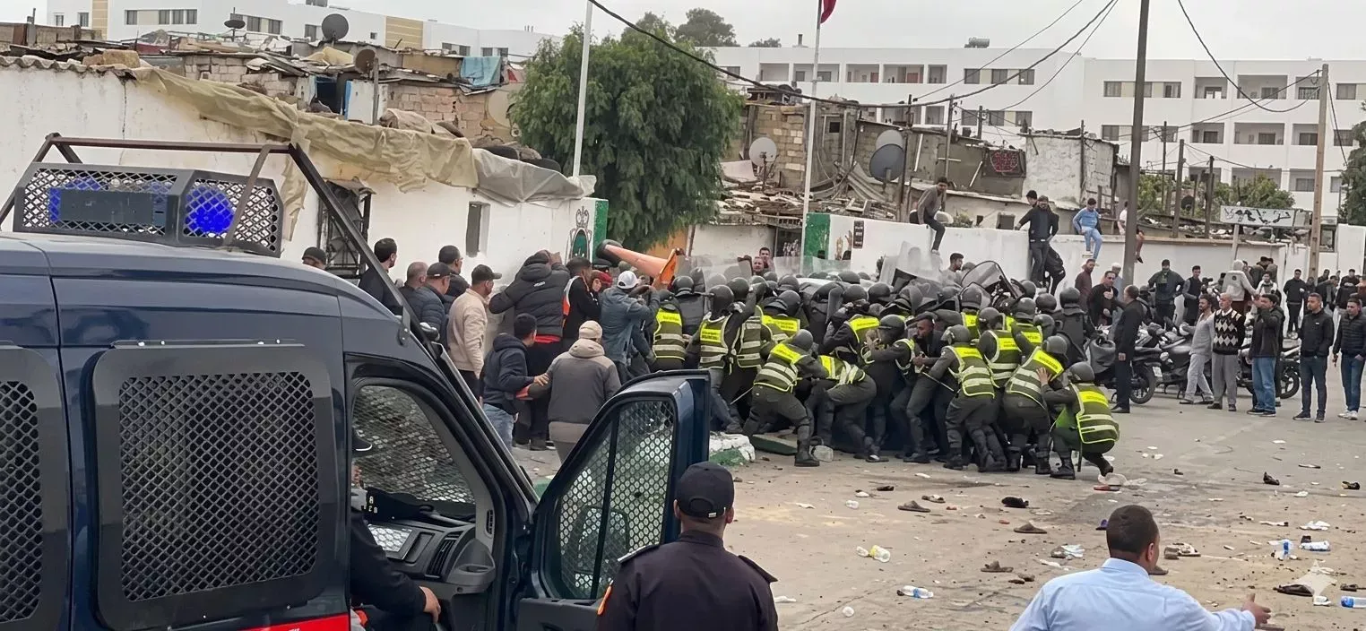 Tensions Erupt During Evacuation of Al Askari Neighborhood in Casablanca as Residents Demand Relocation Guarantees