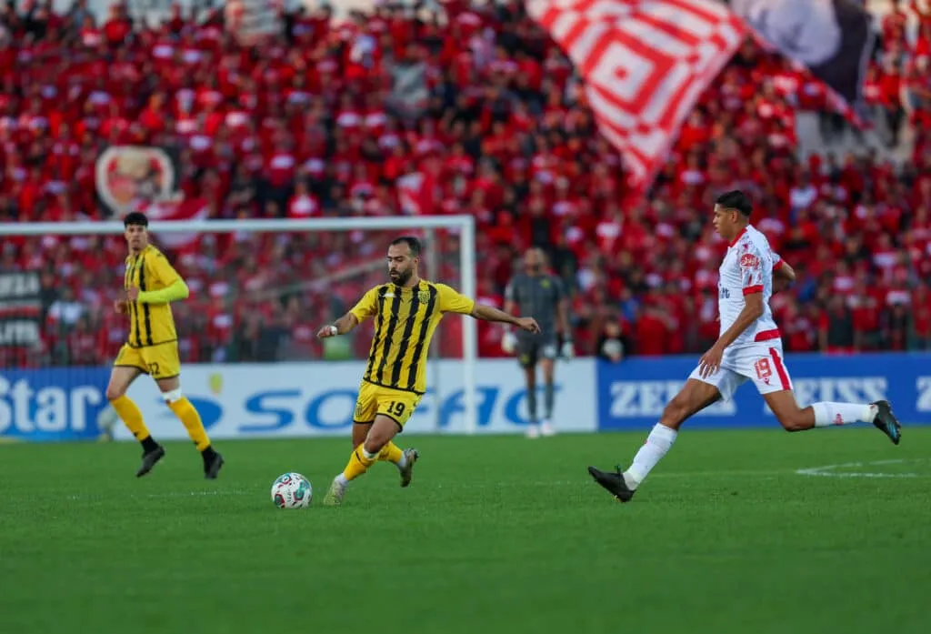 Morocco's Fes Club Secures Top Scorer with Long-Term Contract Amid European Interest