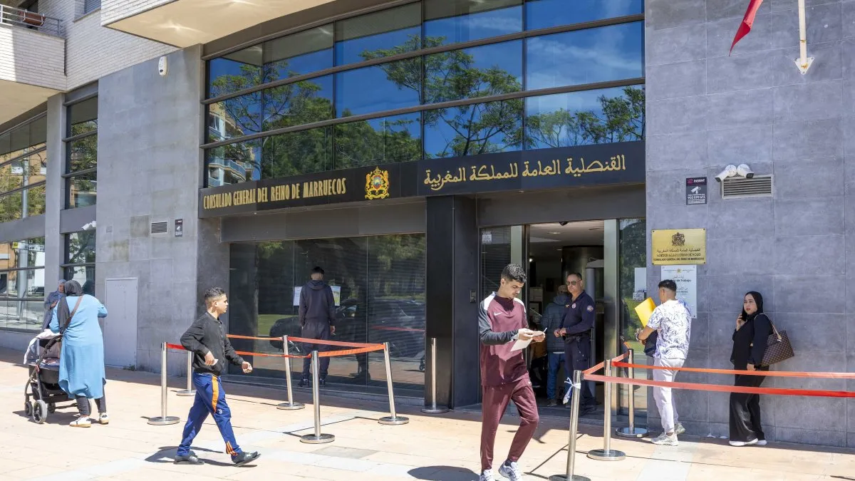 Moroccan Consulate in Tarragona Expands Services Amid Immigrant Regularization Surge