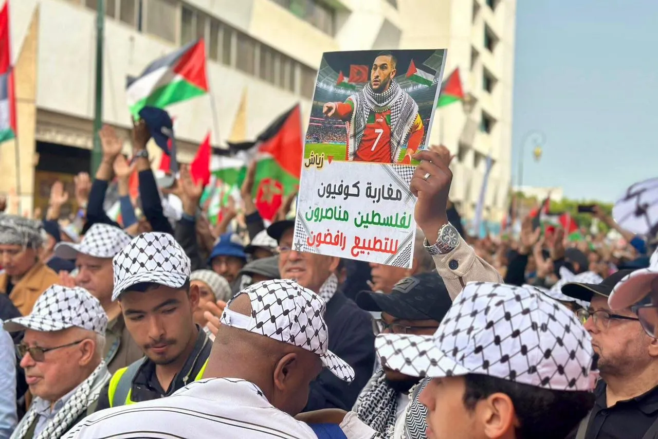Massive Demonstration in Rabat Calls for Justice for Palestinian Prisoners