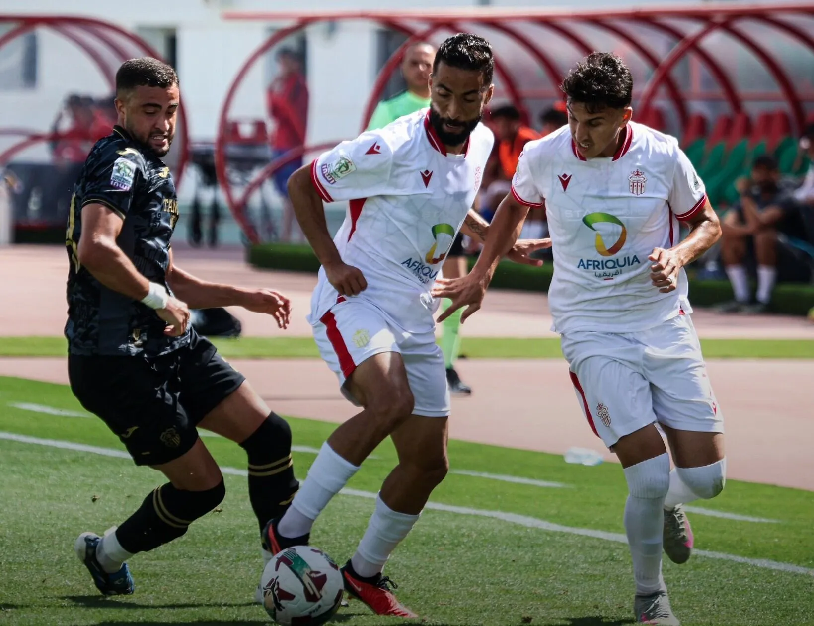 Botola Pro Inwi: A Draw Between HUSA and IRT Kicks Off the 16th Matchday