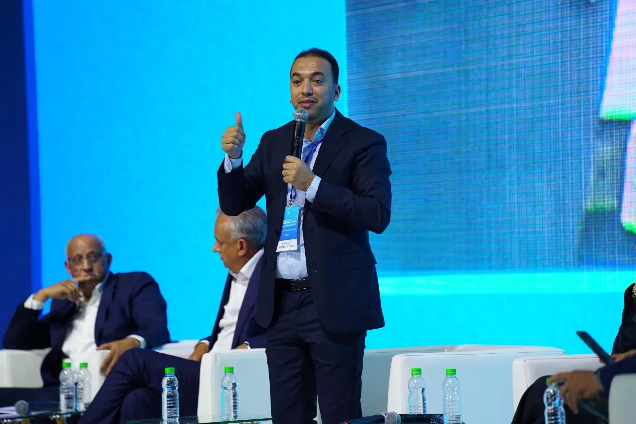 Minister Responds to Concerns About Imported Goods in Historic Cities