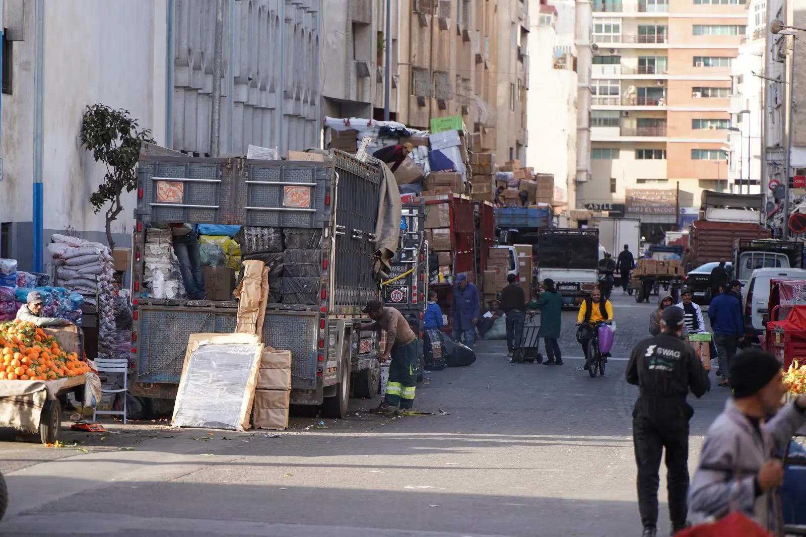 Rising Complaints Against Derb Omar Merchants Disrupting Casablanca