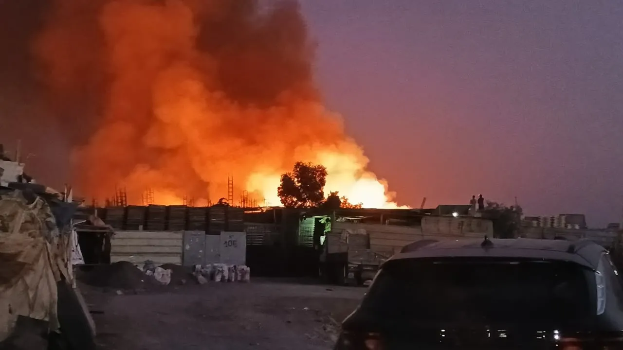Massive Blaze Lights Up Marrakech Sky, Prompting Emergency Response