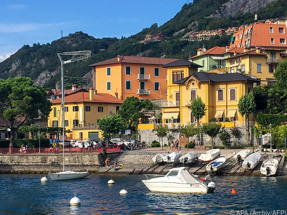 Tragic Drowning of a Nine-Year-Old Girl in Lake Como Shocks Community