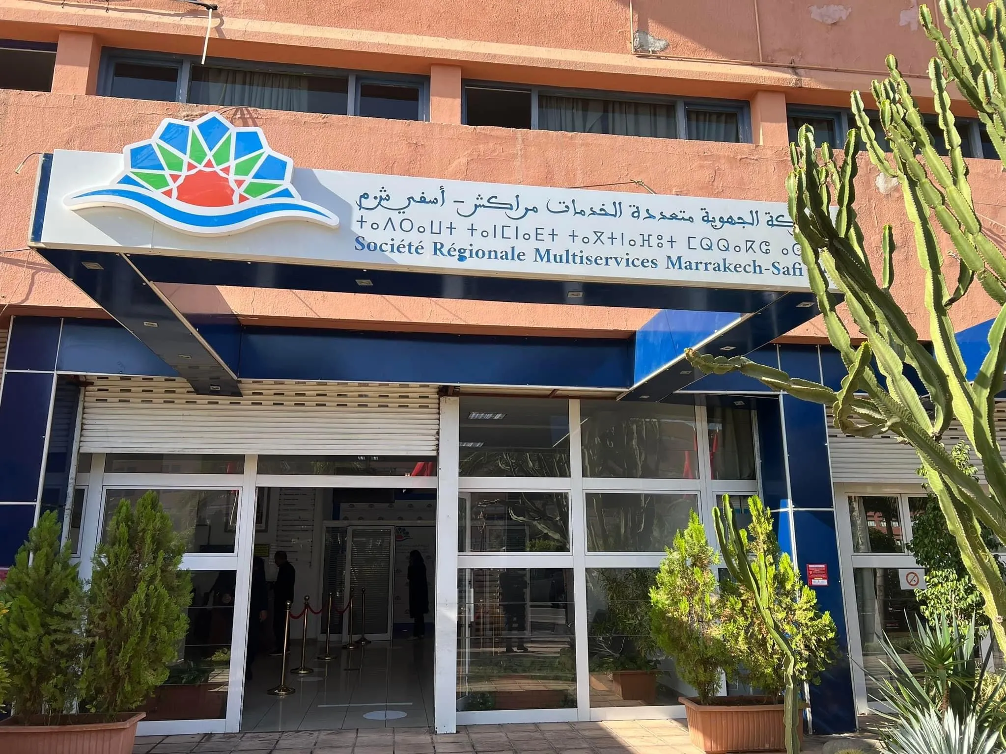 Merchants in Marrakech Demand Resolution Amidst Frequent Power Outages