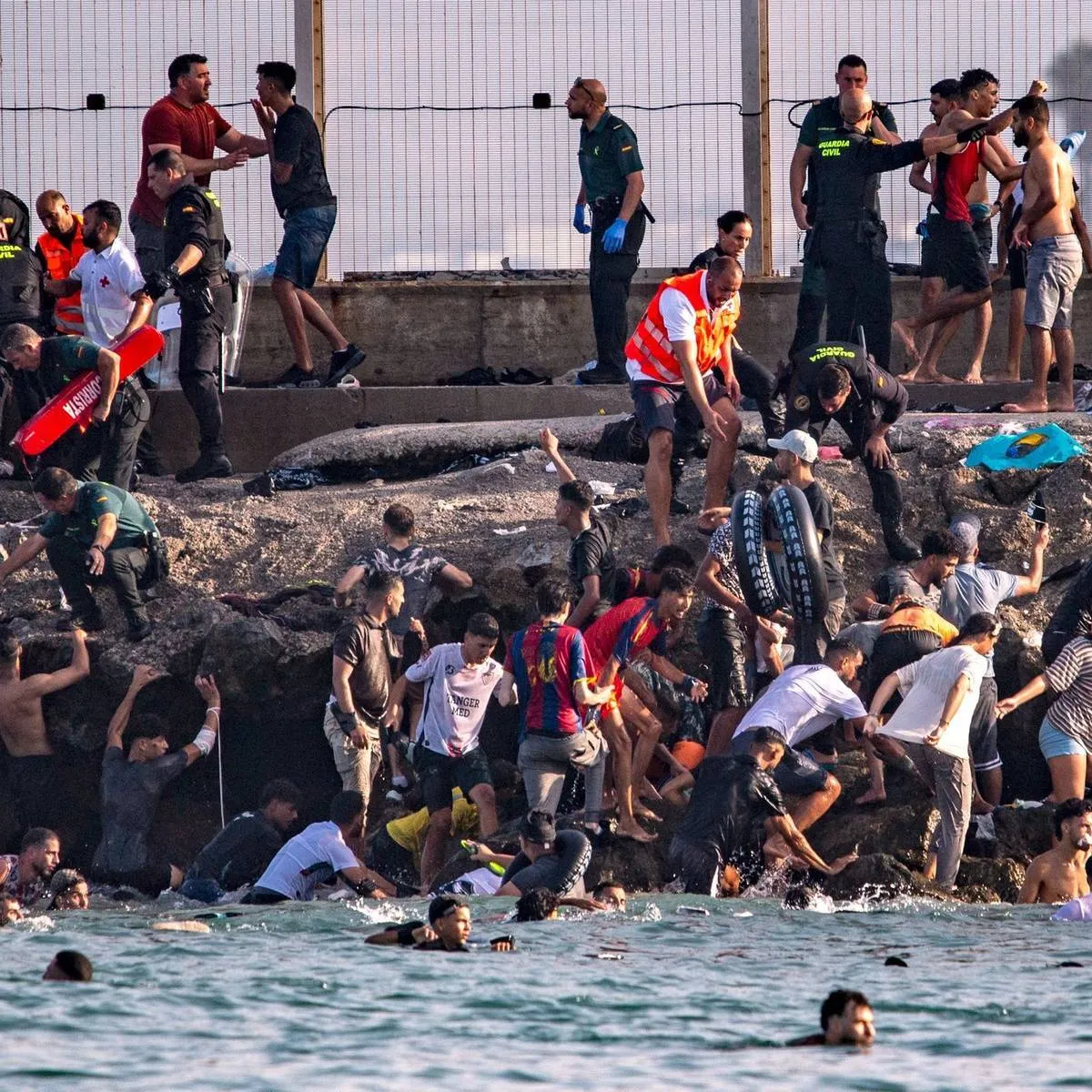 Surge of Migrants from Morocco to Ceuta: A Humanitarian Crisis Unfolds