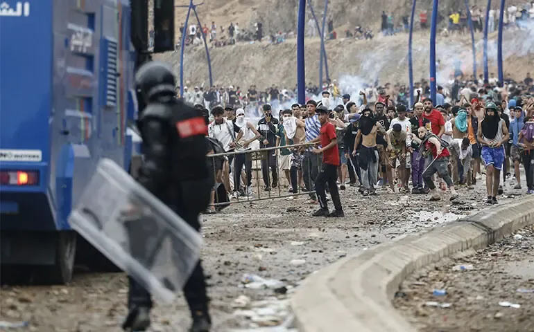 Italy Halts Schengen Agreement with Spain Amid Migrant Crisis