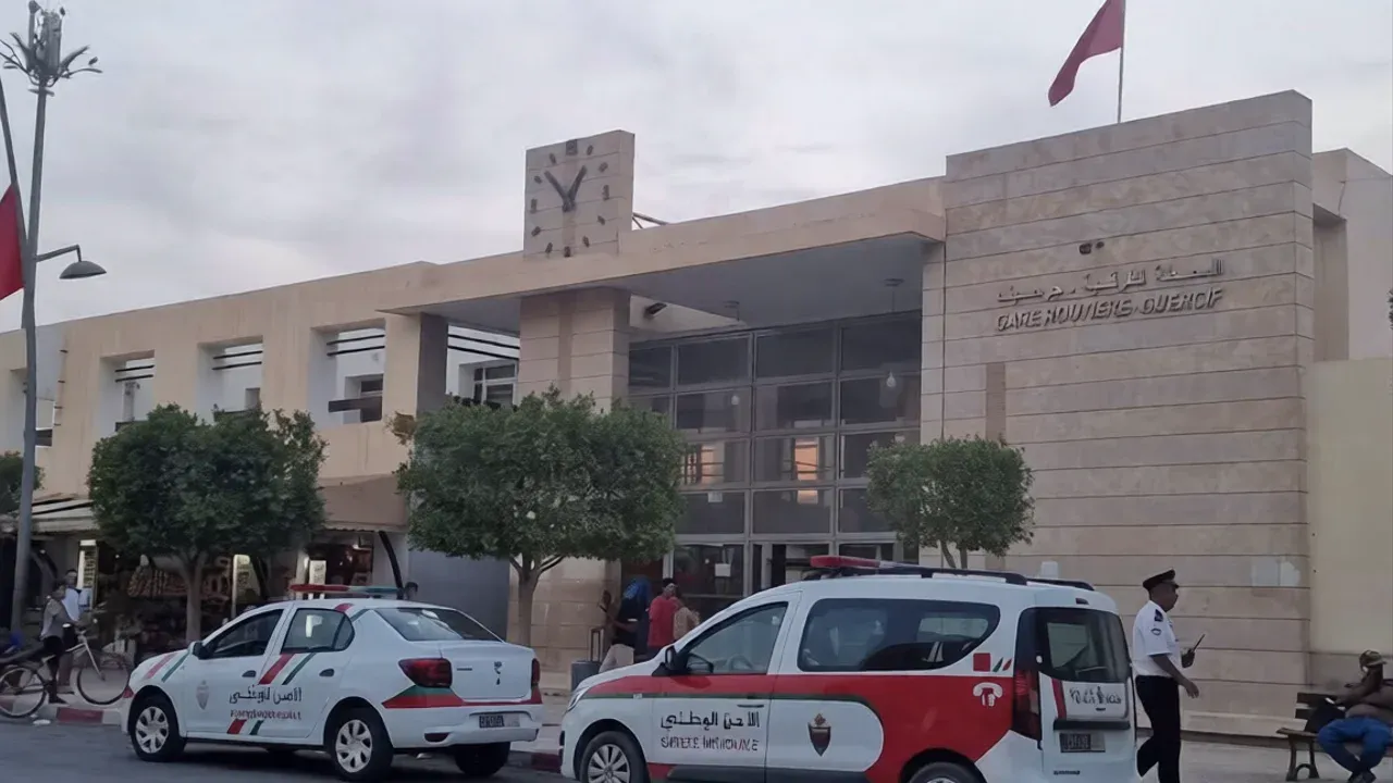 Tragic Death of Bus Assistant During Journey from Marrakech to Jerfif